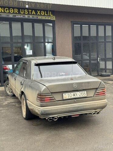 Mercedes 300 D-3