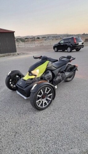 Can-Am Ryker-2