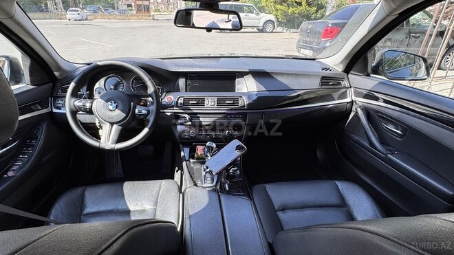 BMW 528-9