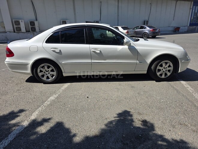 Mercedes E 220-4