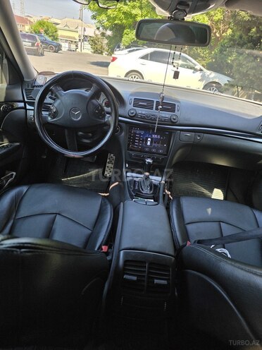 Mercedes E 220-5
