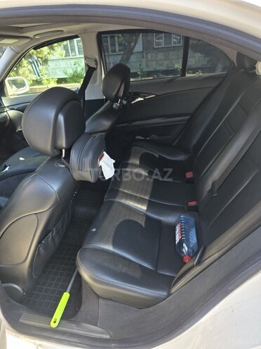 Mercedes E 220-6