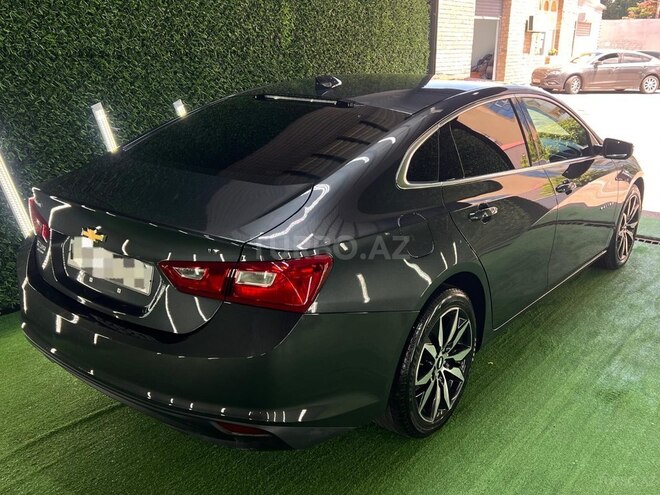 Chevrolet Malibu-5