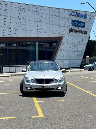 Mercedes E 280 4MATIC-4