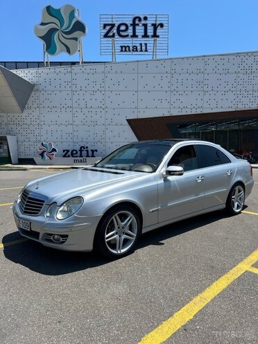Mercedes E 280 4MATIC-5