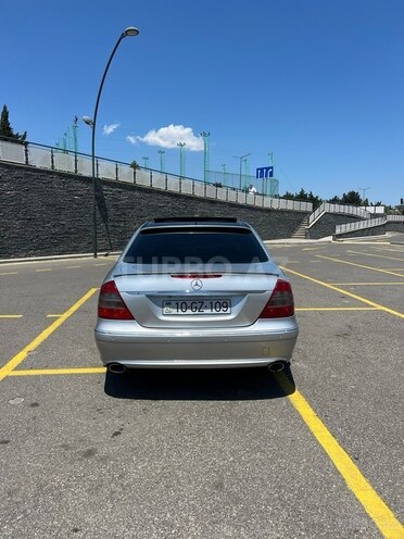 Mercedes E 280 4MATIC-10