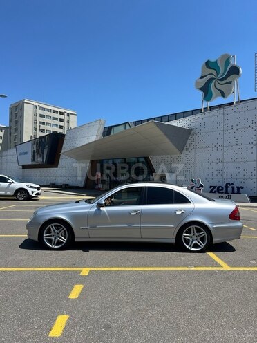 Mercedes E 280 4MATIC-14