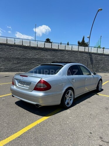 Mercedes E 280 4MATIC-9