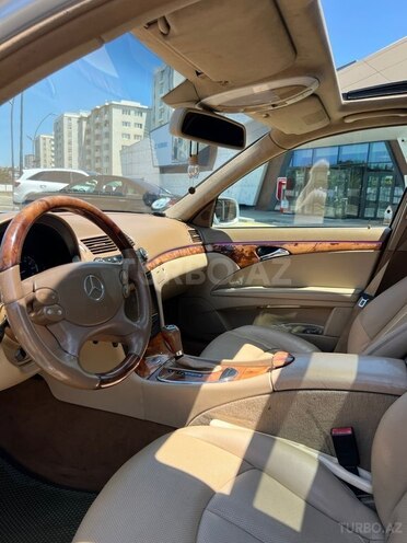 Mercedes E 280 4MATIC-17