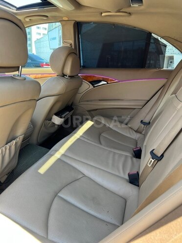 Mercedes E 280 4MATIC-15