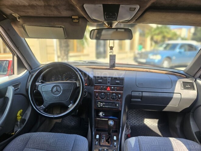 Mercedes C 220-10