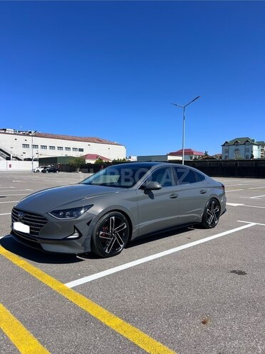 Hyundai Sonata-4