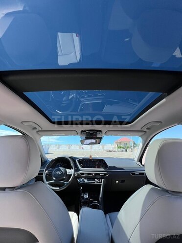 Hyundai Sonata-14