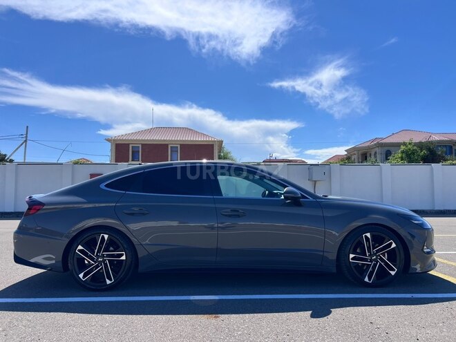 Hyundai Sonata-6