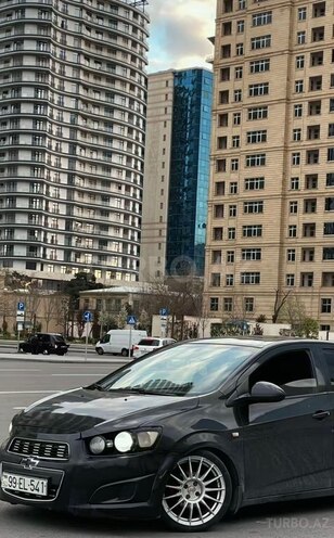 Chevrolet Aveo-3
