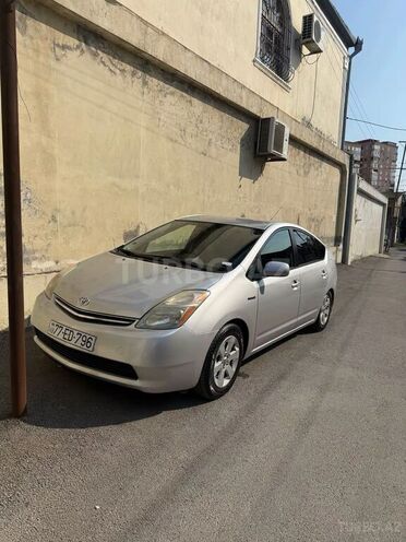 Toyota Prius-7