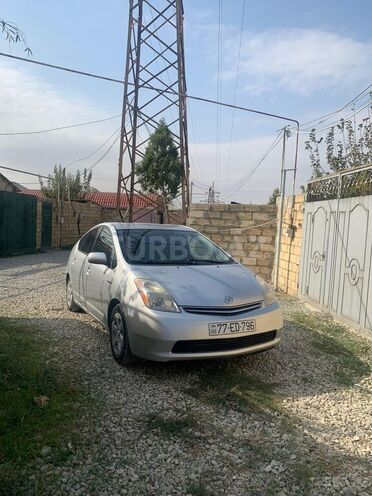 Toyota Prius-18