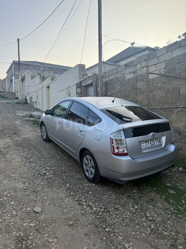 Toyota Prius-16