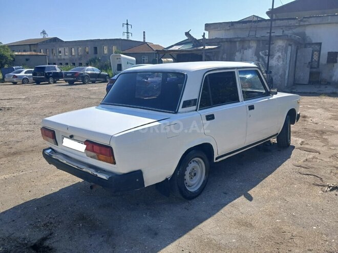 LADA (VAZ) 2107-5