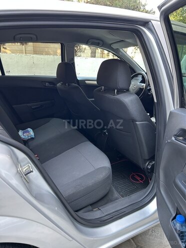 Opel Astra-8