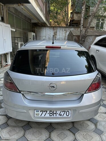 Opel Astra-2