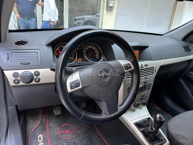 Opel Astra-9