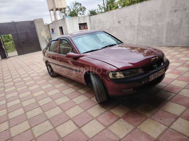 Opel Vectra-10