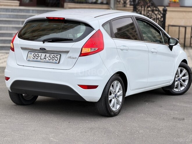 Ford Fiesta-6