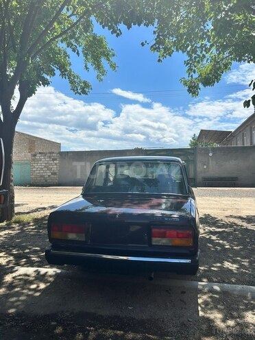 LADA (VAZ) 2107-4