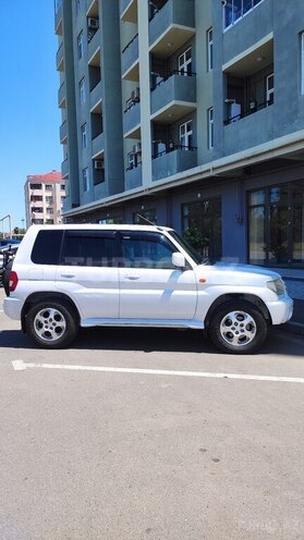 Mitsubishi Pajero io-10