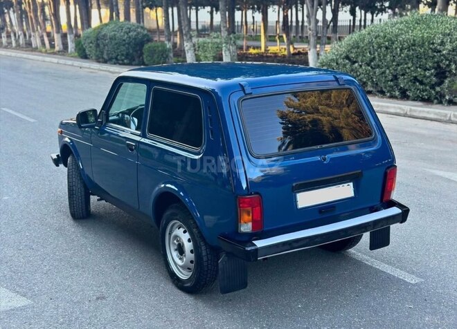 LADA (VAZ) Niva-12