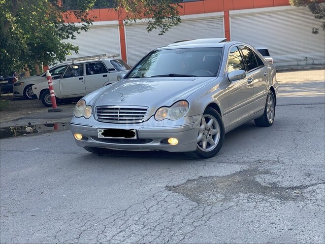 Mercedes C 240-7