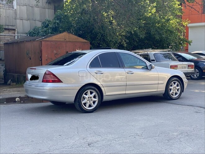 Mercedes C 240-6