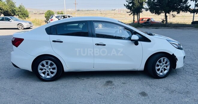 Kia Rio-6