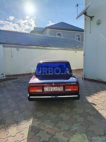 LADA (VAZ) 2107-2