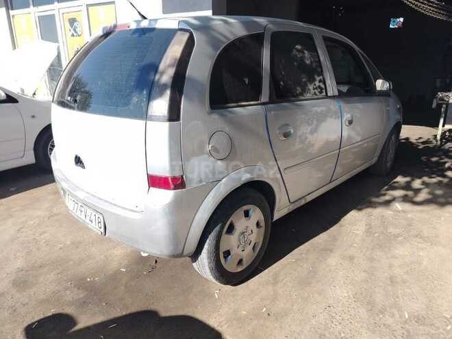 Opel Meriva-2