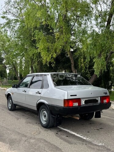 LADA (VAZ) 21099-2