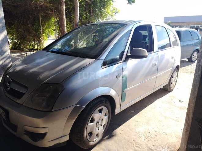 Opel Meriva-6