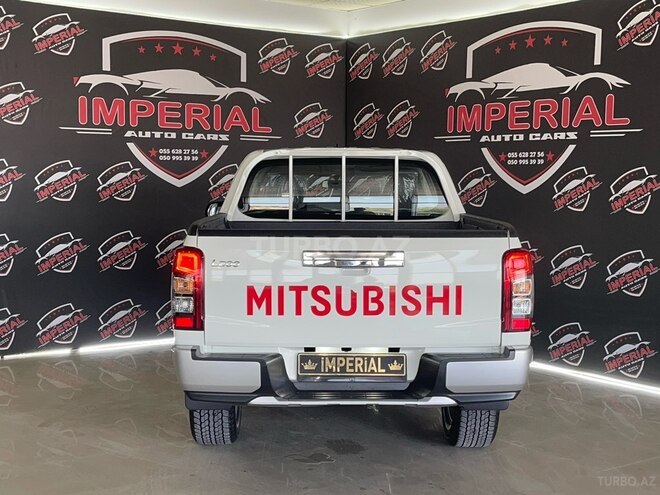 Mitsubishi L200-7