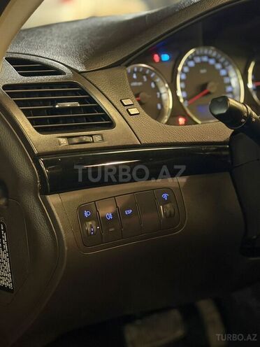 Hyundai Sonata-7