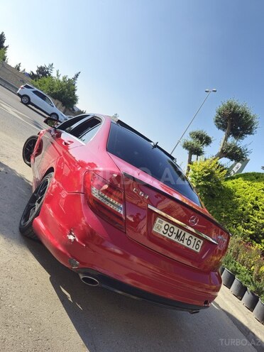 Mercedes C 300 4MATIC-13