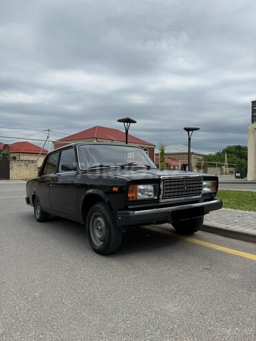 LADA (VAZ) 2107-4