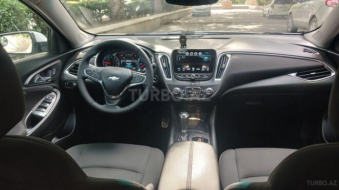 Chevrolet Malibu-3