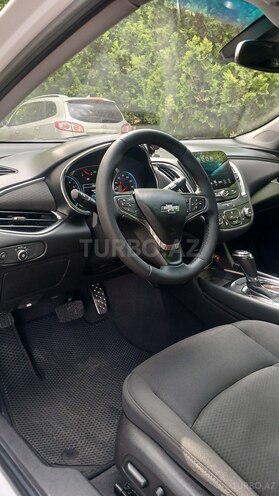 Chevrolet Malibu-6