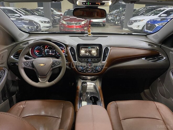 Chevrolet Malibu-9
