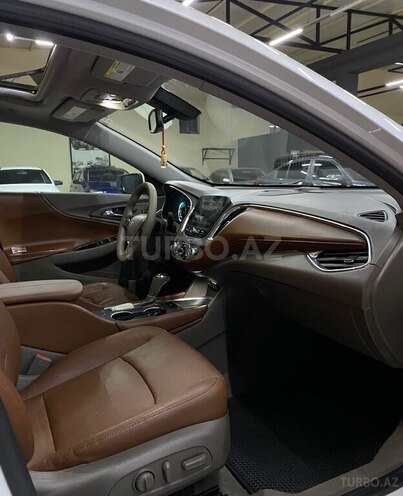 Chevrolet Malibu-14