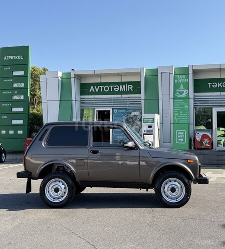LADA (VAZ) Niva-3