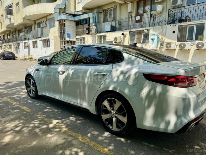 Kia Optima-3