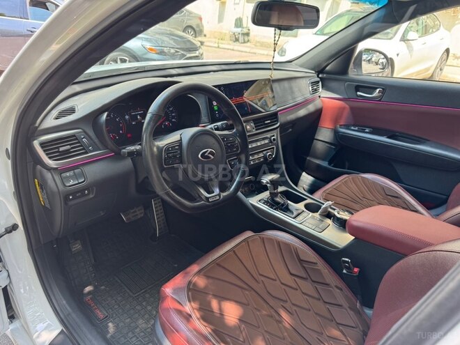 Kia Optima-13