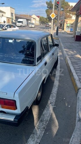 LADA (VAZ) 2107-4